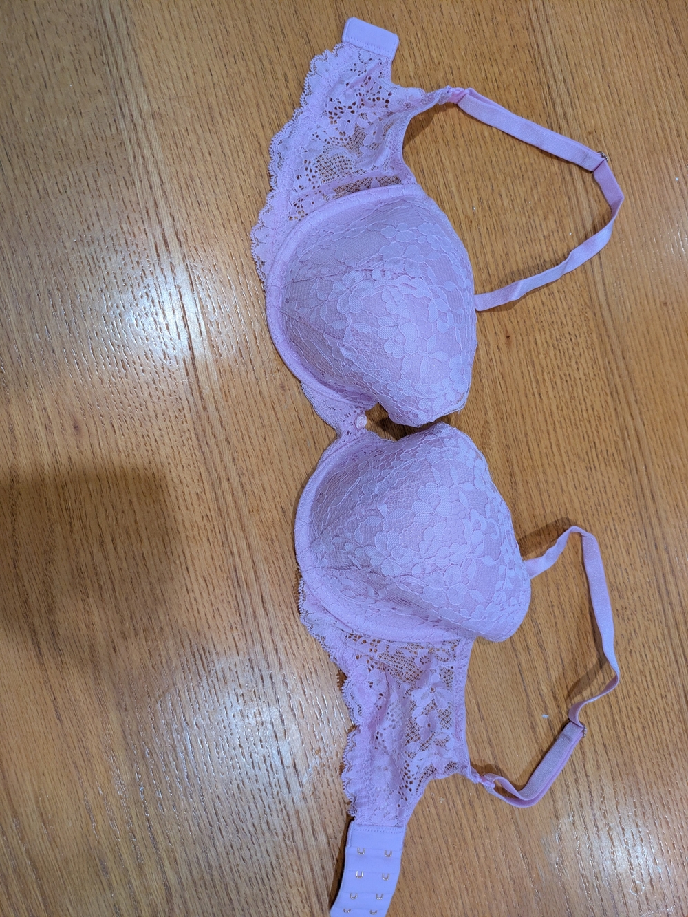 Lace Underwire Victoria's Secret Bra in Light Pink - Women's Intimates